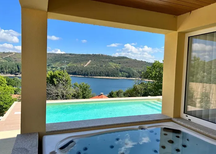 Villa Geres Emblematico - Piscina & Jacuzzi