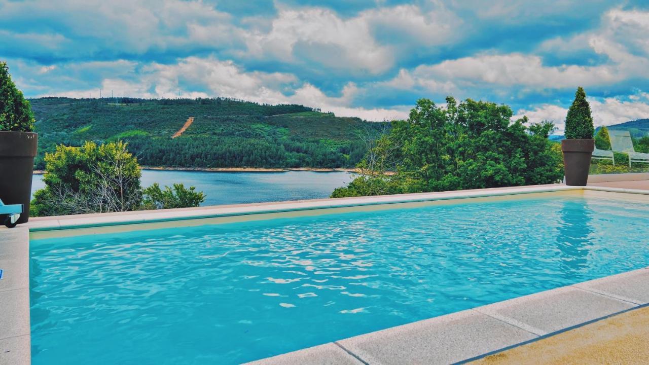 Villa Geres Emblematico - Piscina & Jacuzzi