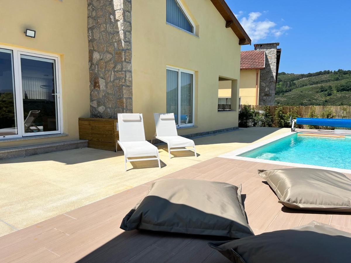 Villa Geres Emblematico - Piscina & Jacuzzi