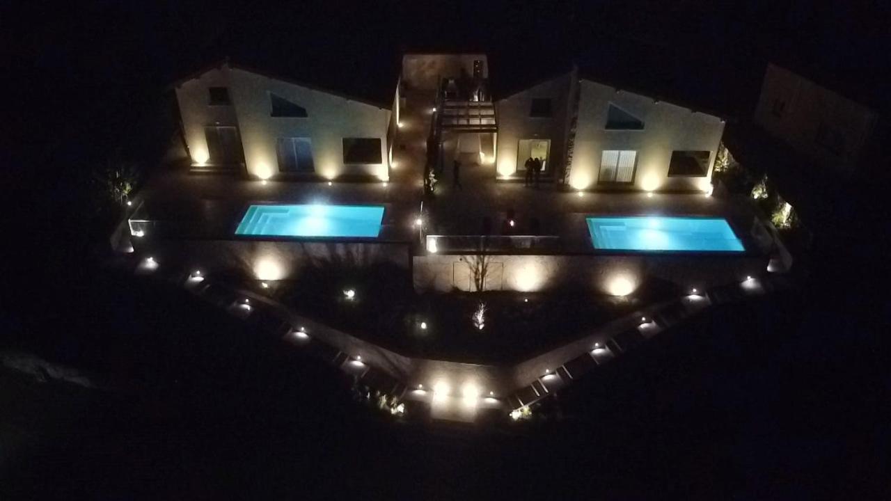Geres Emblematico - Piscina & Jacuzzi Villa Venda Nova (Villa Real)