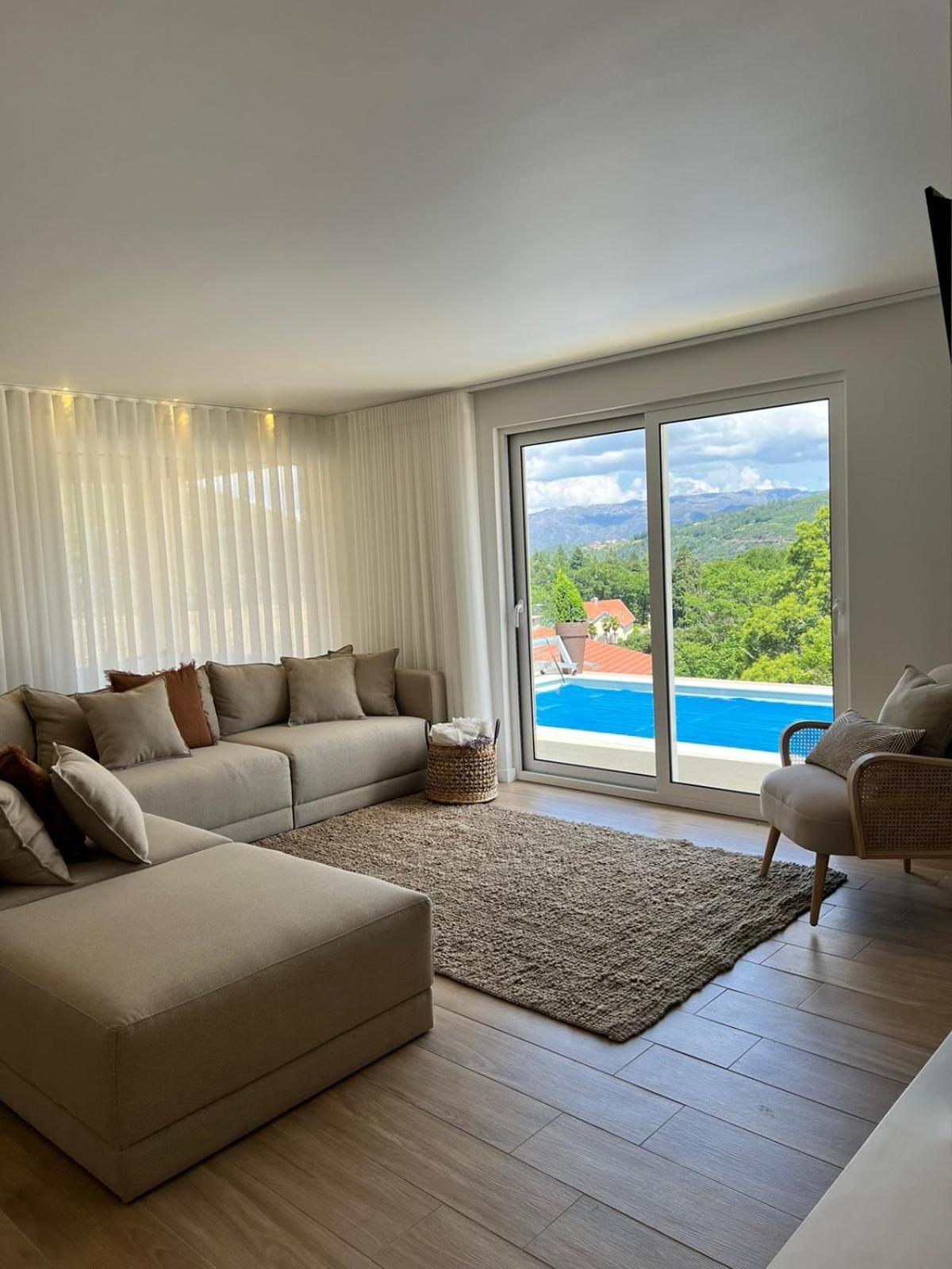 Geres Emblematico - Piscina & Jacuzzi Villa Venda Nova (Villa Real)